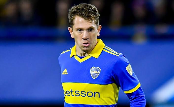 Alanponceeee's tweet photo. #rolon Llega en condición de libre desde #Boca,tras no ser tenido en cuenta en el último tiempo.
El 26/12 viajará a Mar del Plata para realizarse los exámenes médicos #aldosivi.
Firmará contrato por un año y se sumará al plantel de cara a la temporada 2026, buscando continuidad https://t.co/QFIMS08RdZ