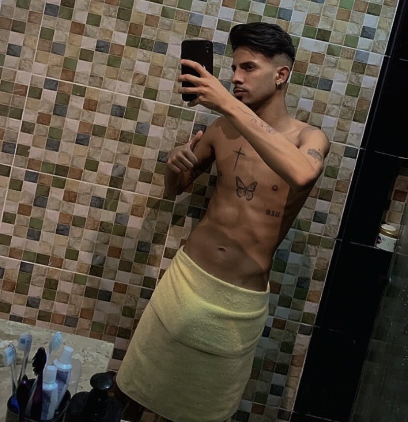 KevynAndrew06's tweet photo. 🤫 https://t.co/A74Zg2NTy0