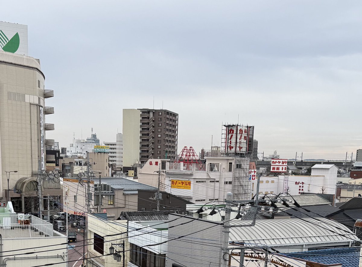 e_machine7's tweet image. カノーヤの観覧車🎡の土台は
まだ残ってるんだ