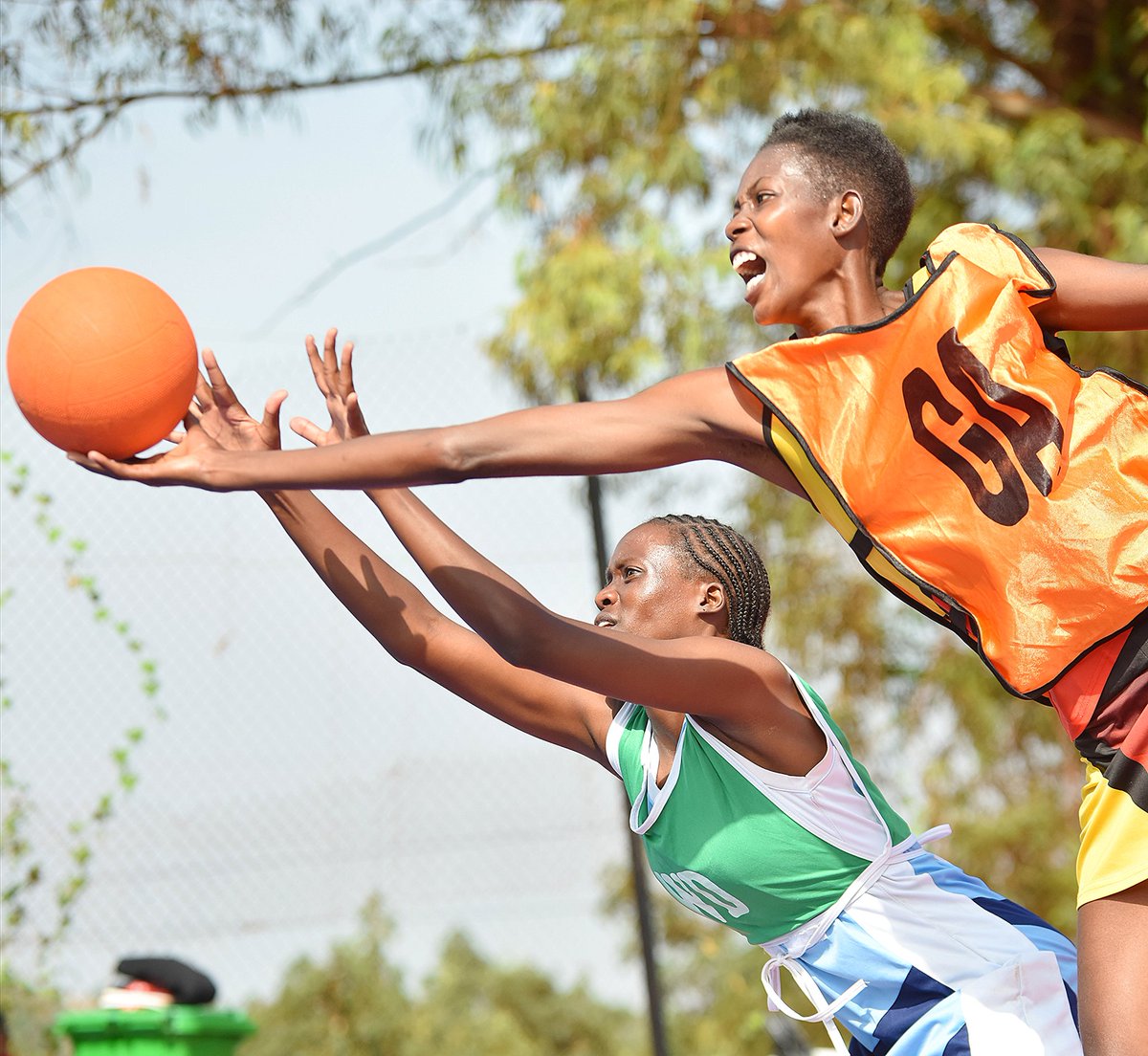 VBugerere's tweet image. #AUUSGames2025 | #Netball | #DAY2

FT' 

Victoria University 40-12 @BishopStuartUni

#VoBUpdates | #LivefromMukono 

@VarsitysportsUG @Jackshots24 @MbugaSwaibu9 @NetballUpdates1