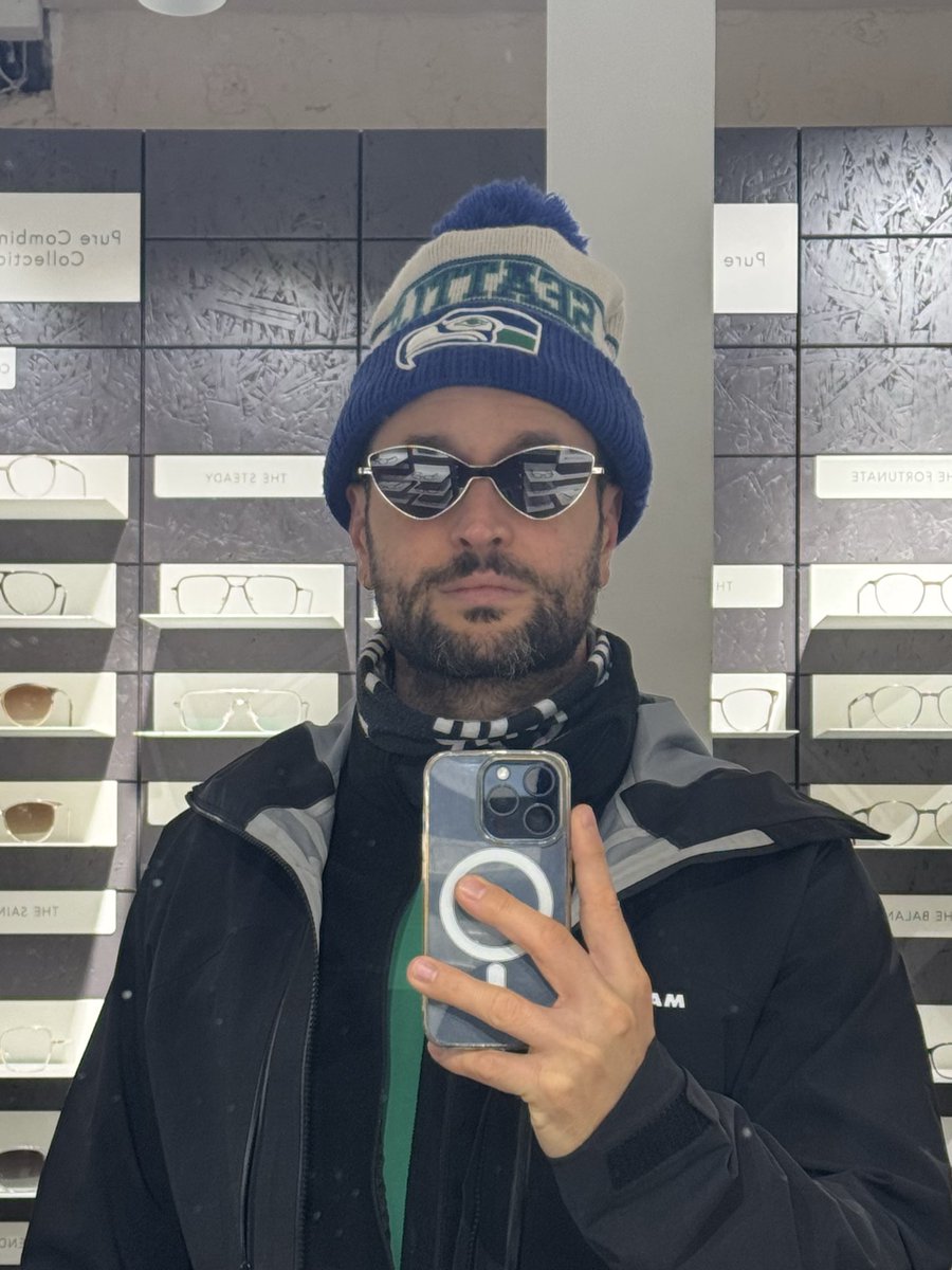 You can‘t buy style - because I didn‘t want to pay that much for the shades.