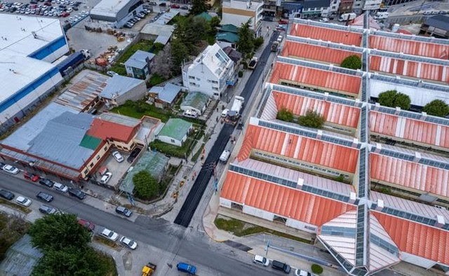 Ushuaia avanza con la Repavimentación de las Calles 12 de Octubre y Fitz Roy dlvr.it/TPwpFr