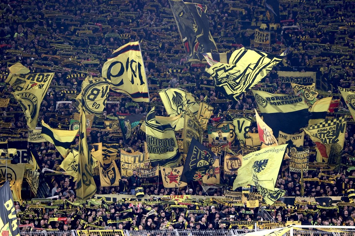 rojoschulz's tweet photo. Just in time to the 116. BirthdayParty @BVB   The Terrible Towel has arrived the SÜDTRIBÜNE Dortmund #BVB 🖤💛😎🙏you can find it… @steelers @SteelersUnite https://t.co/hEbDc3ER4u
