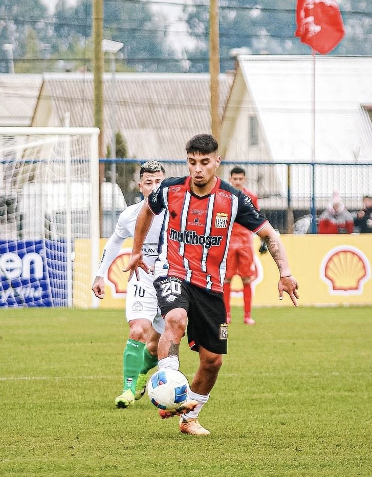 Carlos Herrera es nuevo jugador de Huachipato ✅
Volante chileno de 25 años