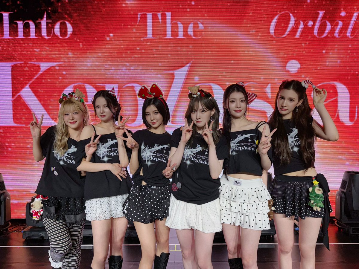 [Catch the moment📸]

Kep1asia in TAIPEI 💜

서로의 마음이 하나로 이어진 순간
무대 위의 Kep1er와
끝까지 함께해준 Kep1ian의 응원이 만나
더 특별해진 오늘 ✨

앞으로의 시간도 나란히 걸어가요 🌙
마지막까지 고마워요, Kep1ian 💜

#Into_The_Orbit_Kep1asia
#Kep1er #케플러