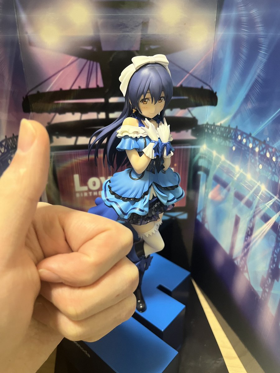 toyamosiro's tweet photo. オタク用のフィギュアを買いました。オタクなので。 https://t.co/cCrHWKMDah