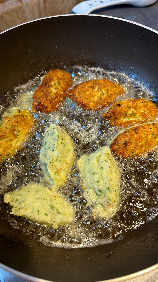 Mr Aylett - Principal, FCCT NPQH tweet media