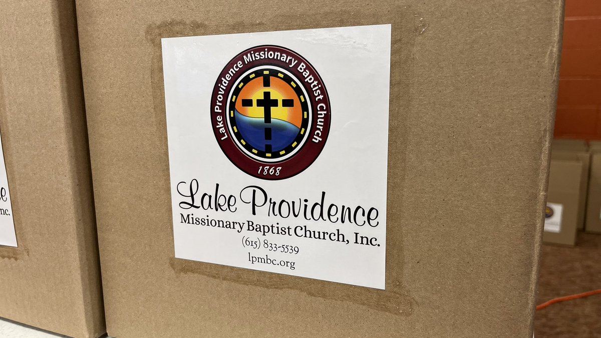 🍗 FREE Christmas meals for Nashville families Friday! Lake