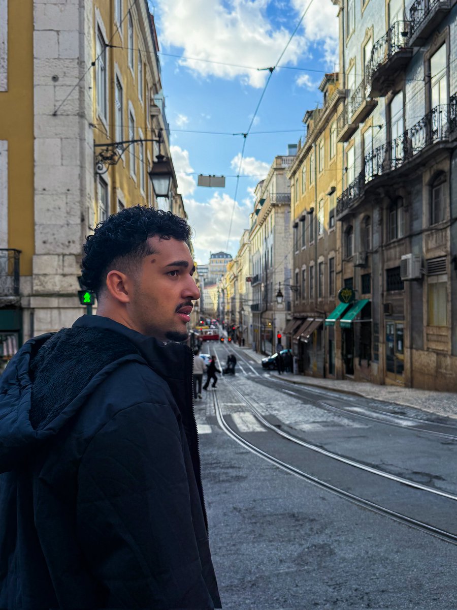 TavimDX's tweet image. Diretamente do Br para as calçadas portuguesas 🇵🇹