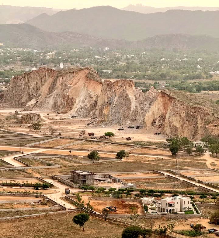 Pranshi Chaturvedi tweet media