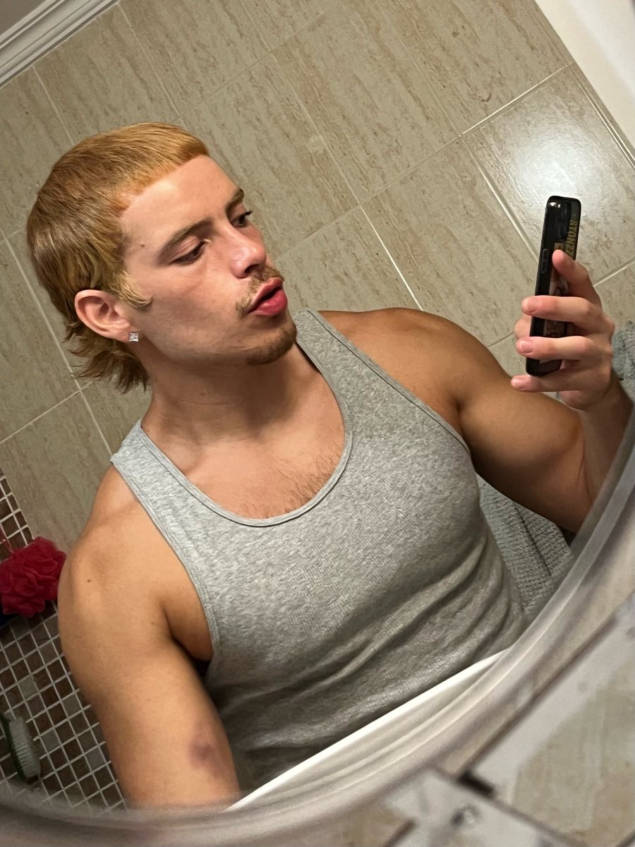 caramelooraro's tweet image. 