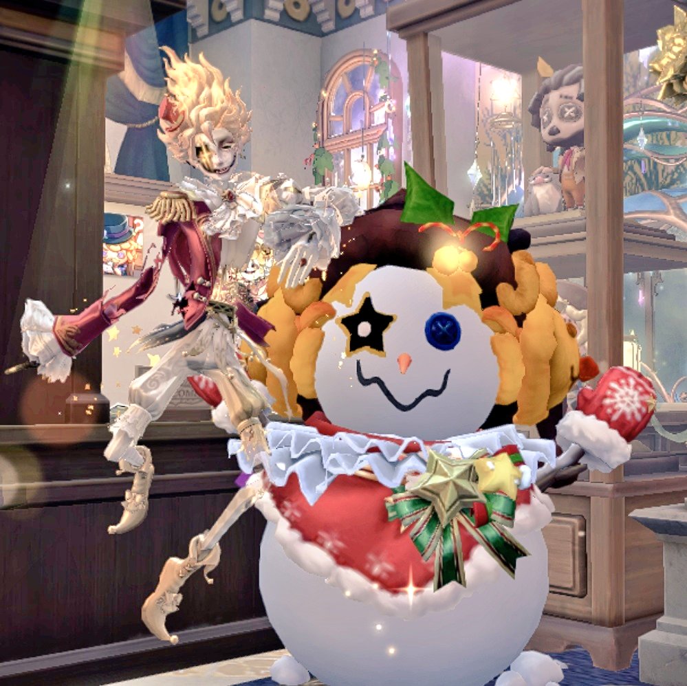 可愛いフラバルーの雪だるまを作りました🥰🫶 襟の部分はなるべく正面