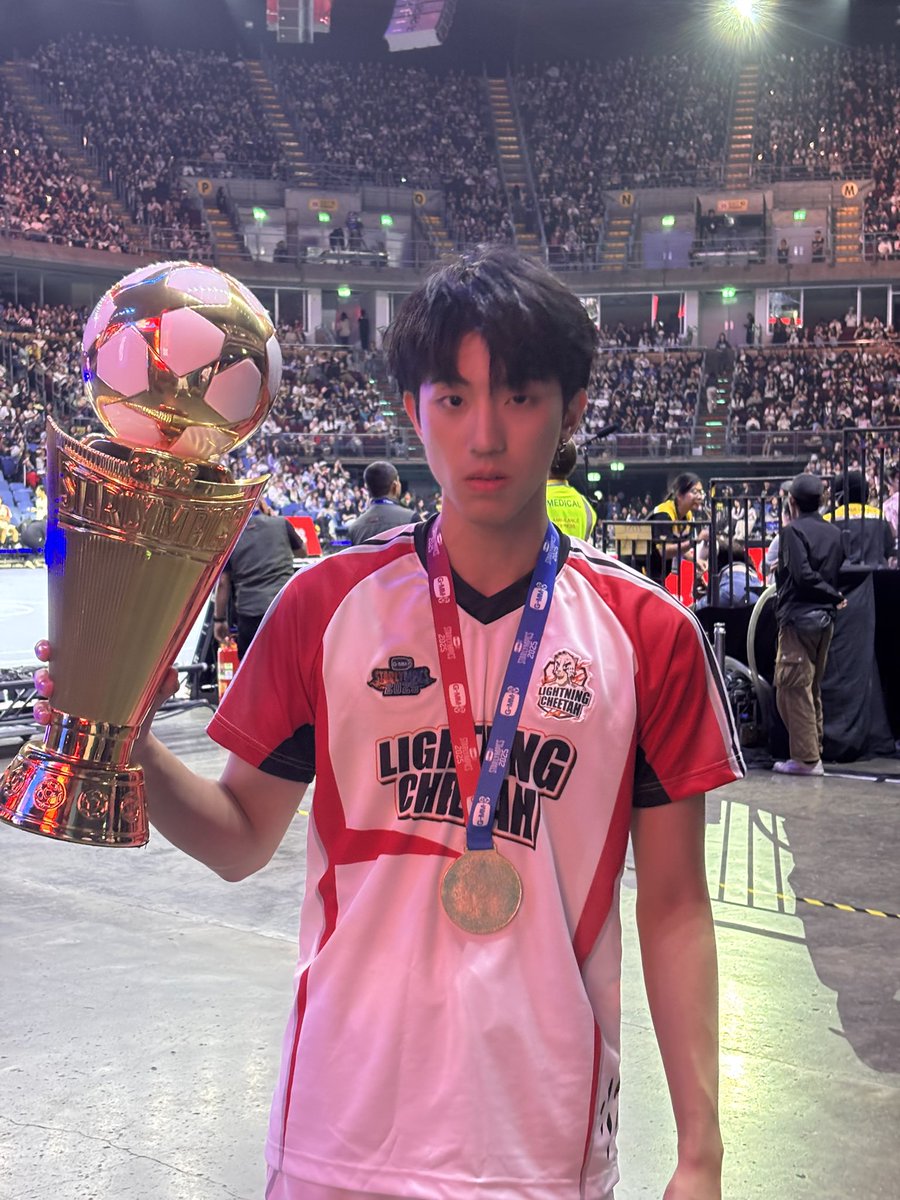 Kktken_Lim's tweet photo. ขอยาดเคลม #STARLYMPICS2025 https://t.co/9NaPJ5ahsZ
