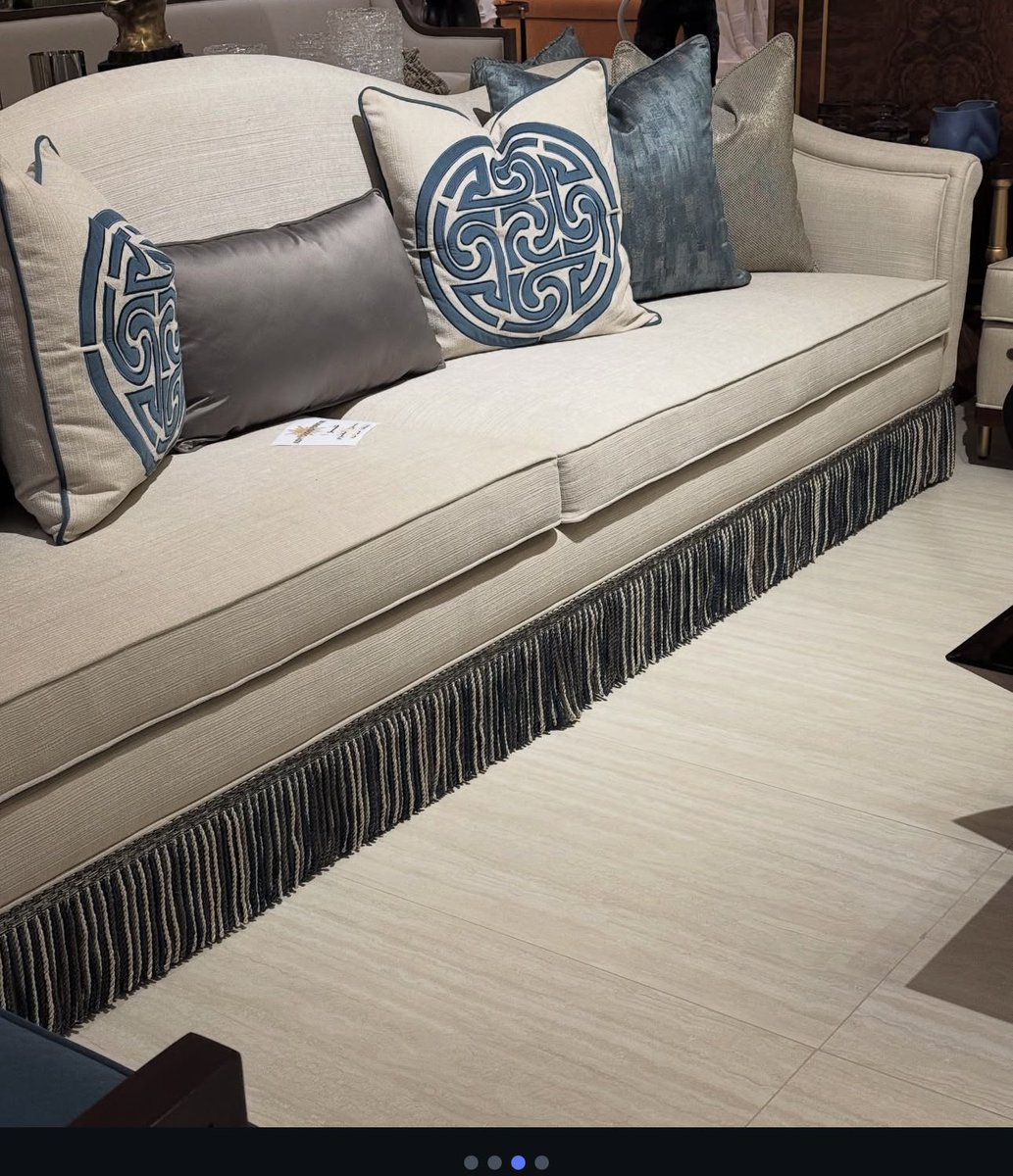 الجودة عنوان التميز وسر النجاح في كل ما نقوم به …من أعمالنا ……

#مفروشات_أنامل_جودي
#تصميم__تنفيد 
نسعد بخدمتكم على الرقم

      0508501539
#الرياض 
طريق الملك عبدالعزيز، الورود

maps.app.goo.gl/GSCNuc4Uhu2fQN