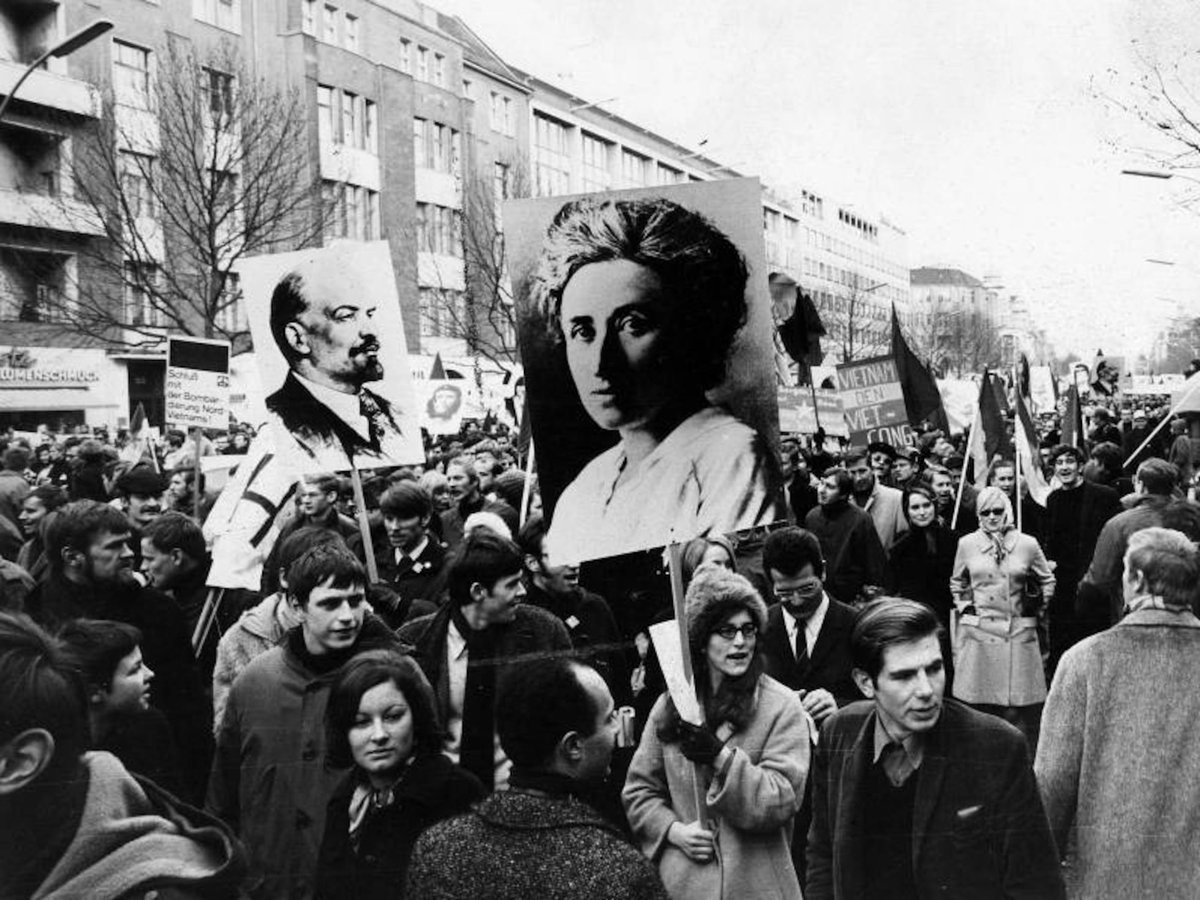 izarit 🇵🇸🇭🇳🏴☭ tweet media