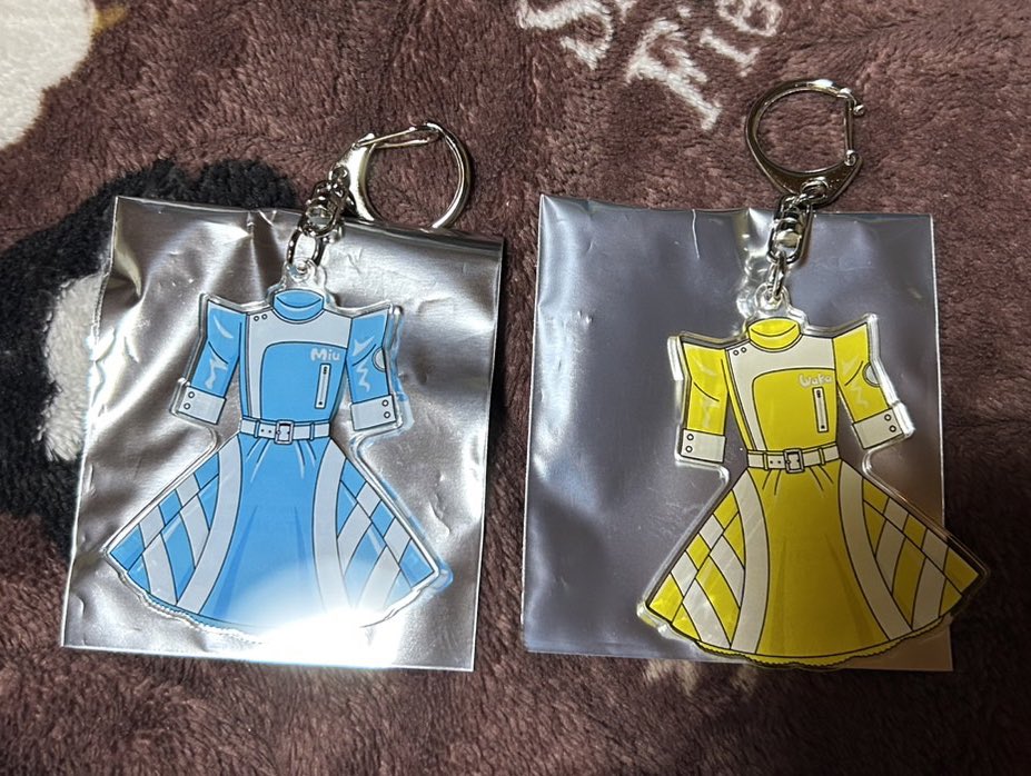 いぎなり東北産 衣装アクリルキーホルダー 【求】桜ひなの 【譲】藤谷