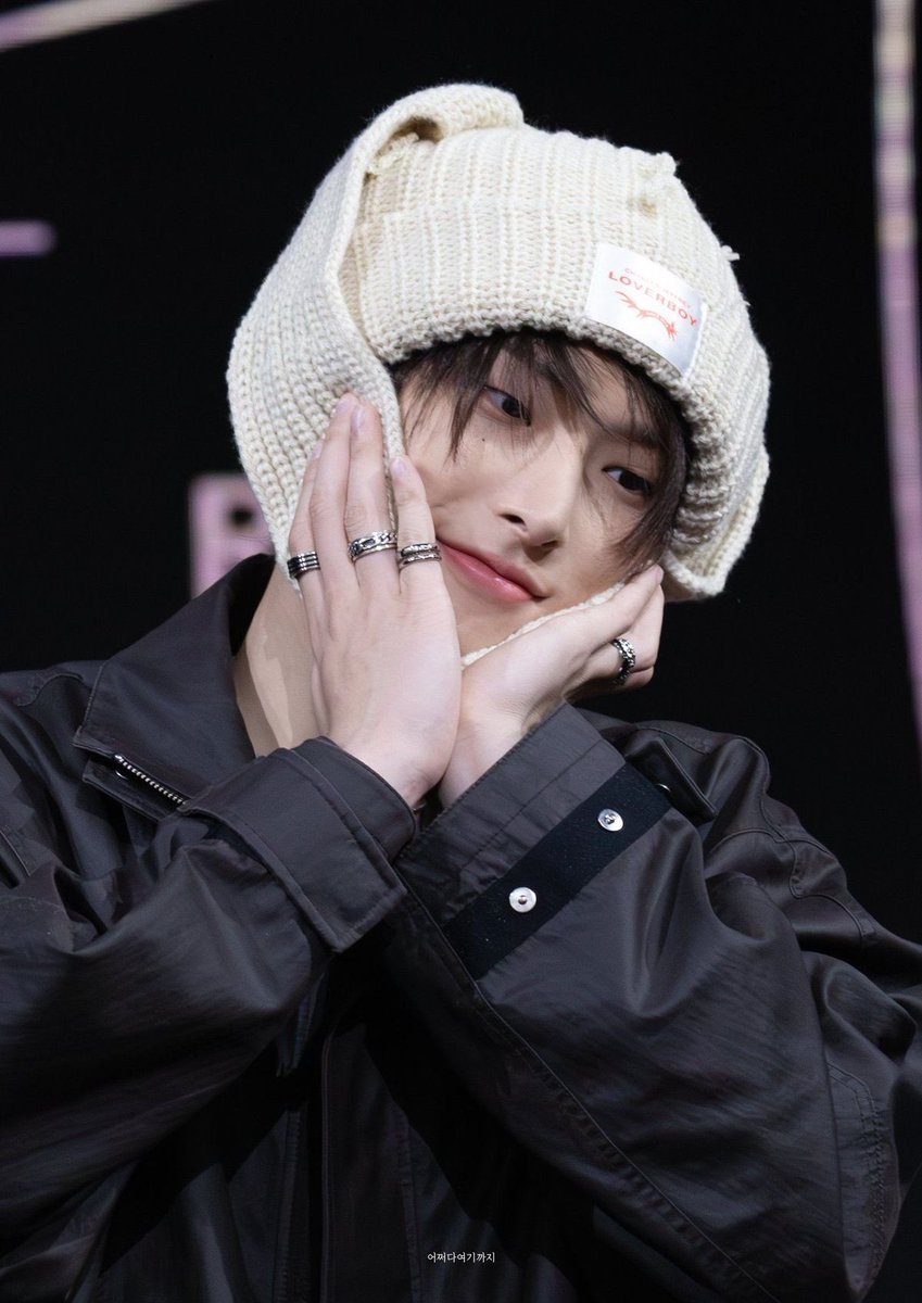 ⋆˚࿔ little girlfriend mingi 𝜗𝜚˚⋆ (@littlegfmingi) on Twitter photo 