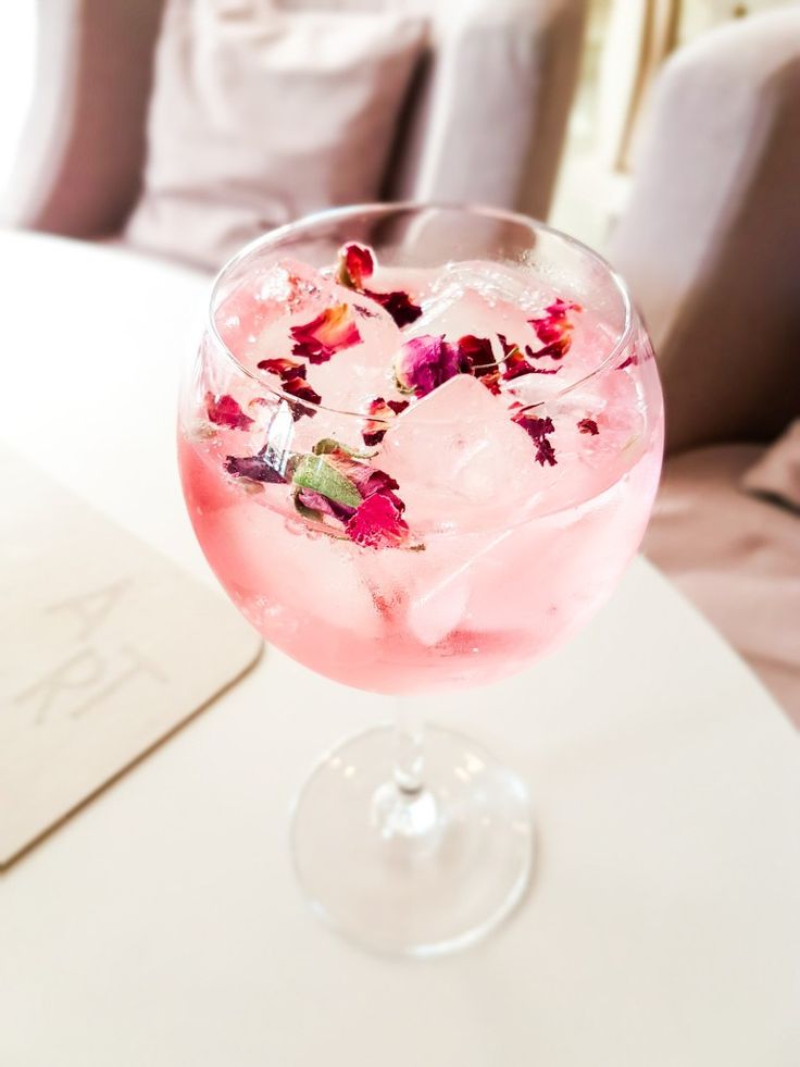 IS(H)VARA. tweet media