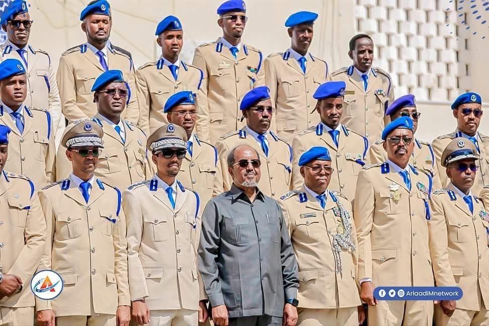 “Hambalyo Maalinta Ciidanka Booliska Soomaaliyeed 🇸🇴
Waxaan idin rajaynayaa guul, nabad iyo horumar.
Waad ku mahadsan tihiin dadaalka iyo naf-hurnimada aad u hurtaan badbaadinta shacabka iyo qaranka.”🇸🇴🤍
