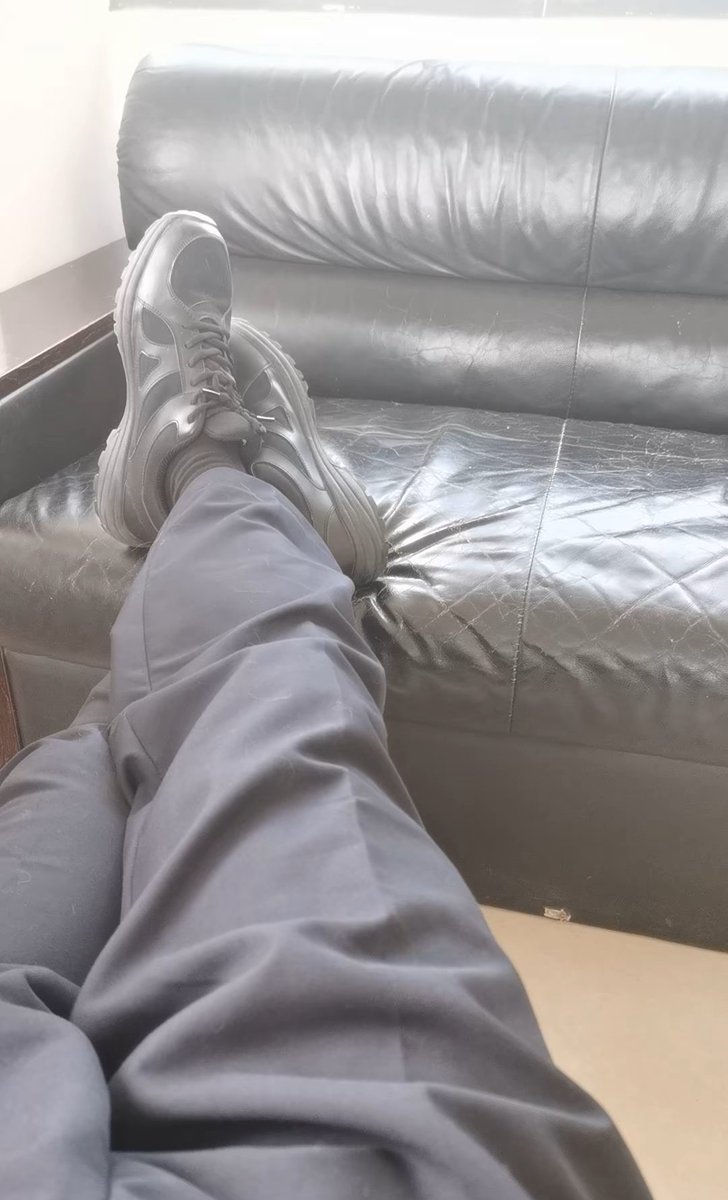 uniform tweet media