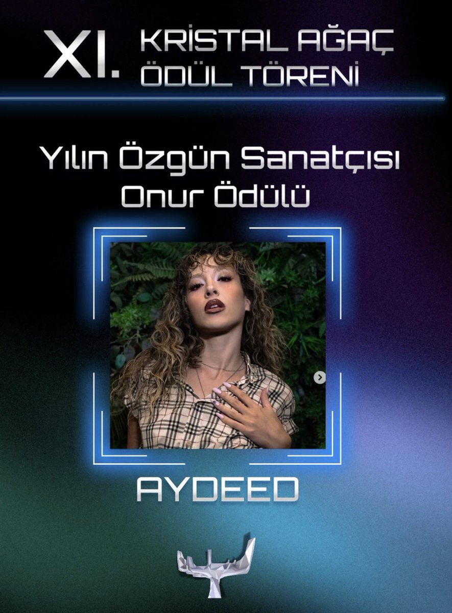 aydeedmagazines's tweet photo. AYDEED, Kristal Ağaç’ta “Yılın Özgün Sanatçısı” ödülünün sahibi oldu 🏆 https://t.co/SoZW5DxSBY