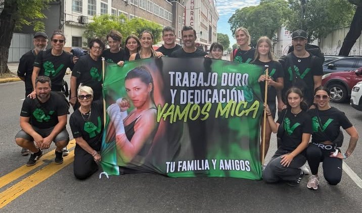 imaginebcerra's tweet image. TEAM MICA VICICONTE