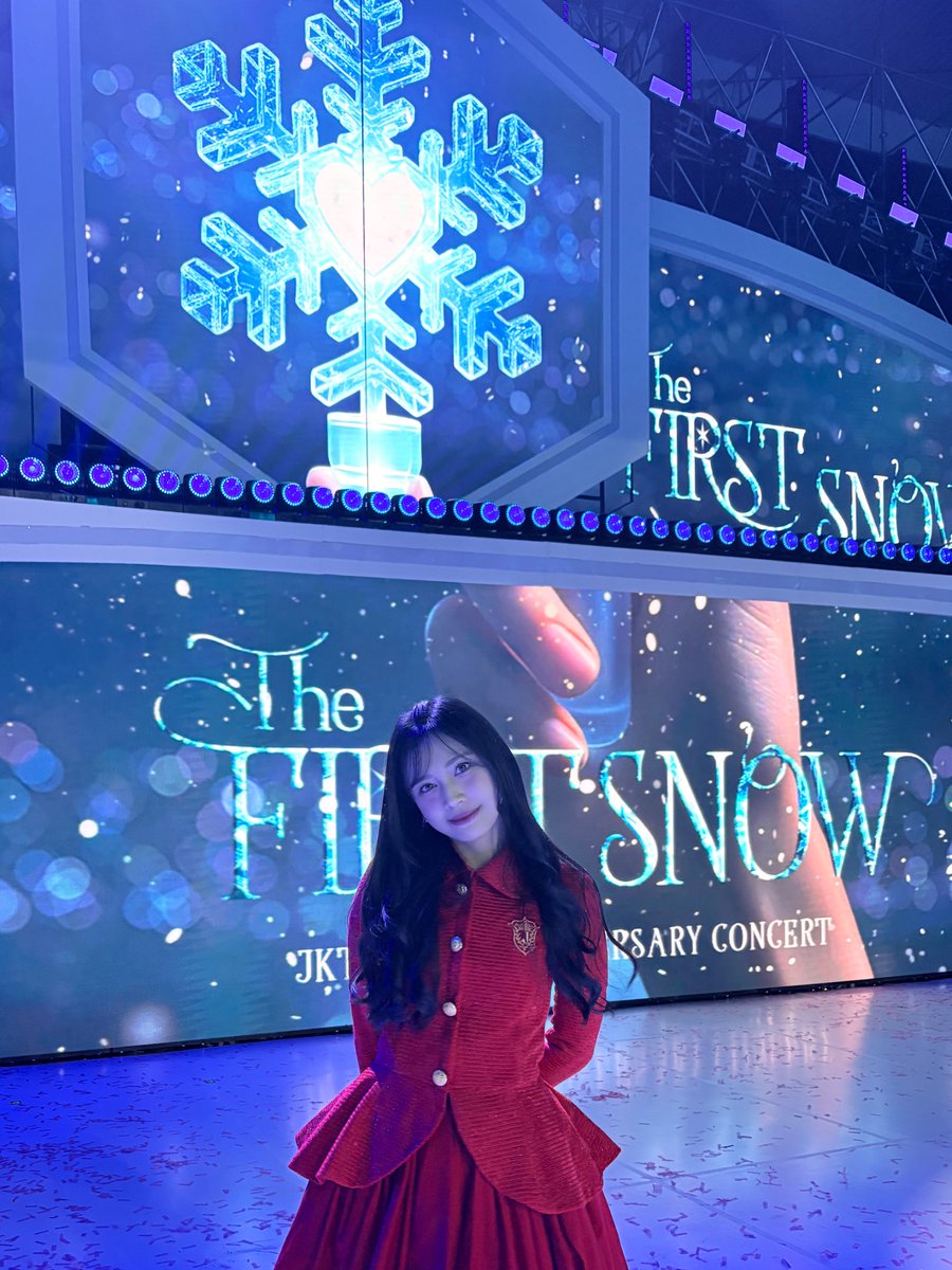 Terima kasih❄️💙 #JKT48TheFirstSnow