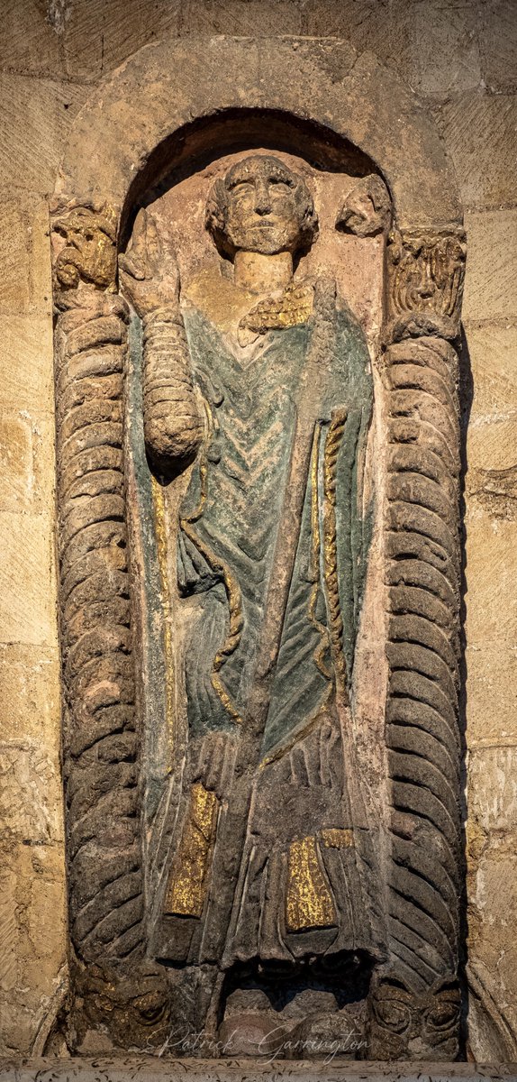 JPG_1969's tweet image. Norwich Cathedral wall-paintings. Old! #norwich #cathedral #windows