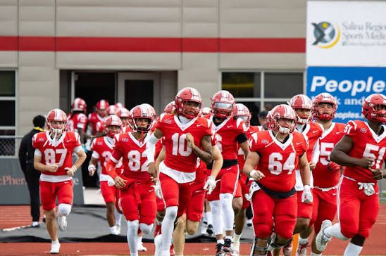 MuhammadDiarra0's tweet photo. #AGTG After a great conversation with @CoachJFisc I am blessed to announce I’ve received my 5th offer from McPherson College @MACBulldogsFB 
@WHSTX_Football @WHSTX_Athletics @Coach_Wade903 @CoachJJFreeman 
@TXRecruits @RallyPrepsTX @JButler_210 https://t.co/VTi0vJXX7z