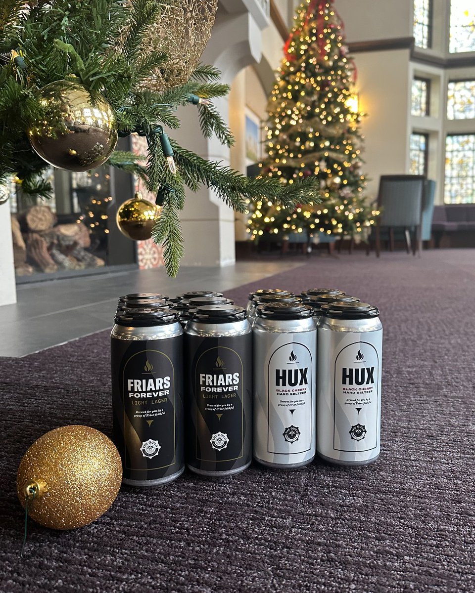 Last-minute shopping for your Friar friends? The Friars Forever light lager or Hux hard seltzer make the perfect gift. 🎁 Grab yours now at select locations in the Providence area!

Read more and see the full list of where to find them: forever-a-friar.providence.edu/lager-seltzer/