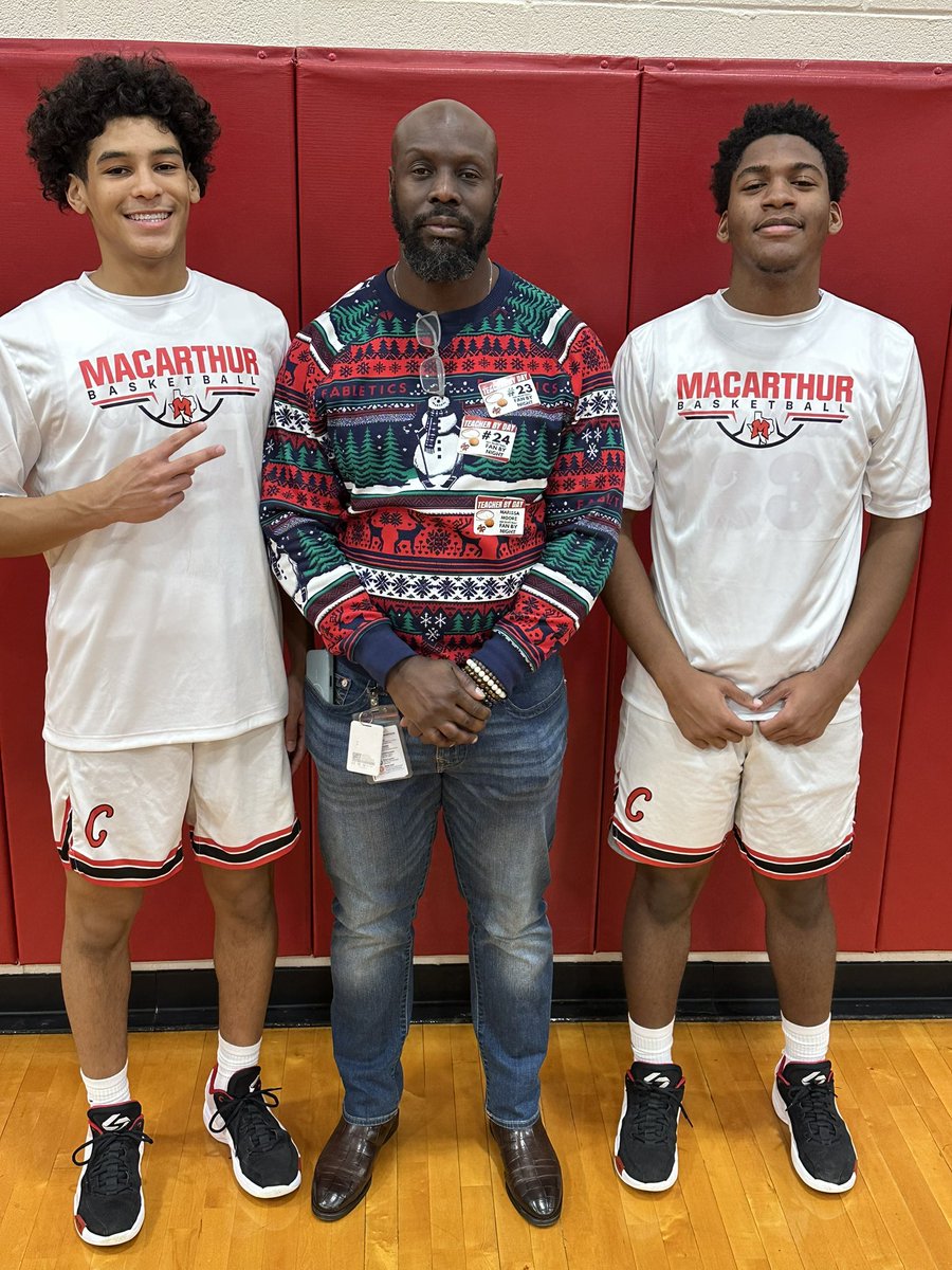 Coach T.Williams tweet media
