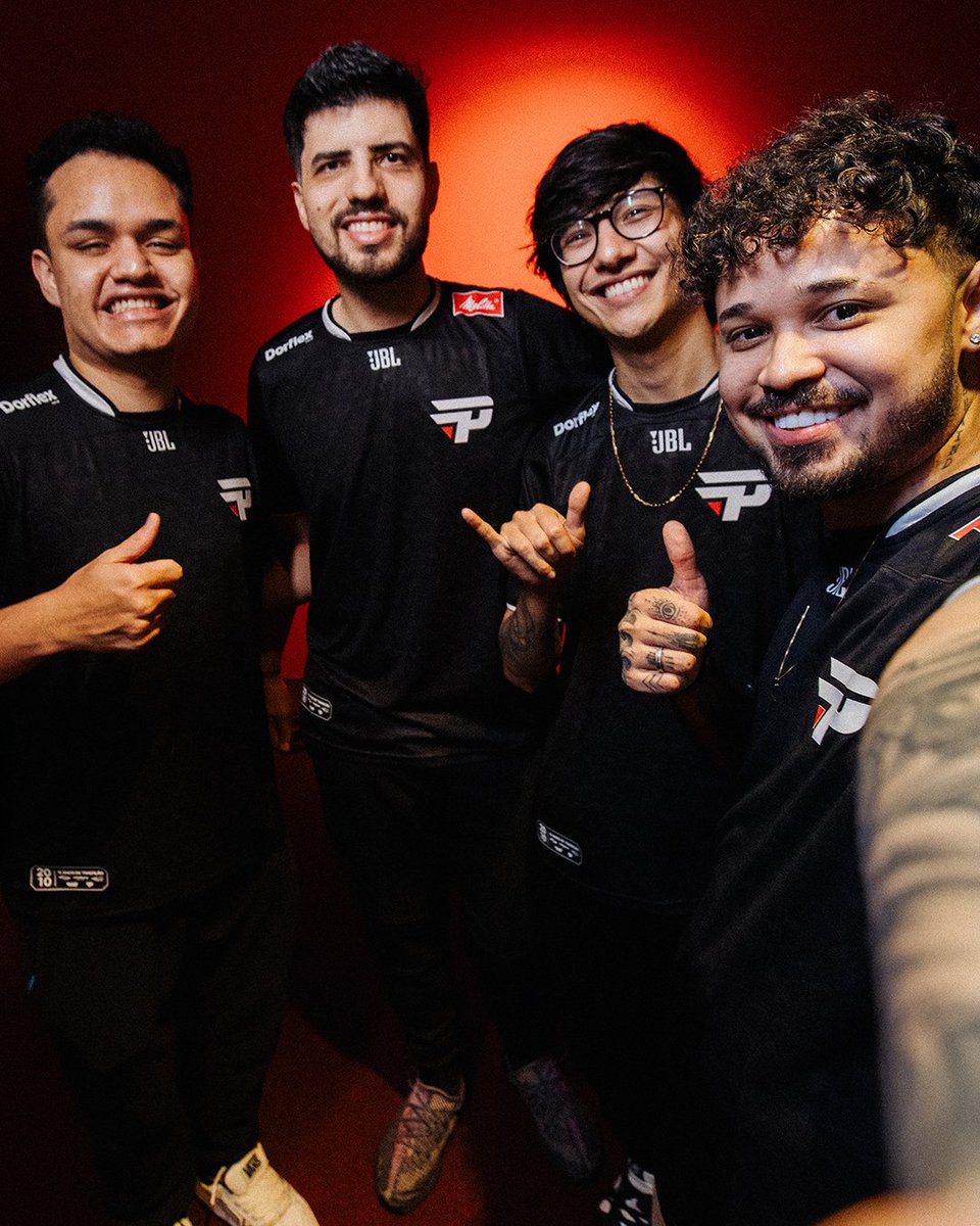 paiNGamingBR's tweet image. essa foi a que mandamos pro @KuriLoL_ 🤳

sejam bem-vindos de volta, @Tinowns e @robolol1! 

TIN E ROBS NA PAIN! VEM CBLOL 2026 👊

#GOpaiN