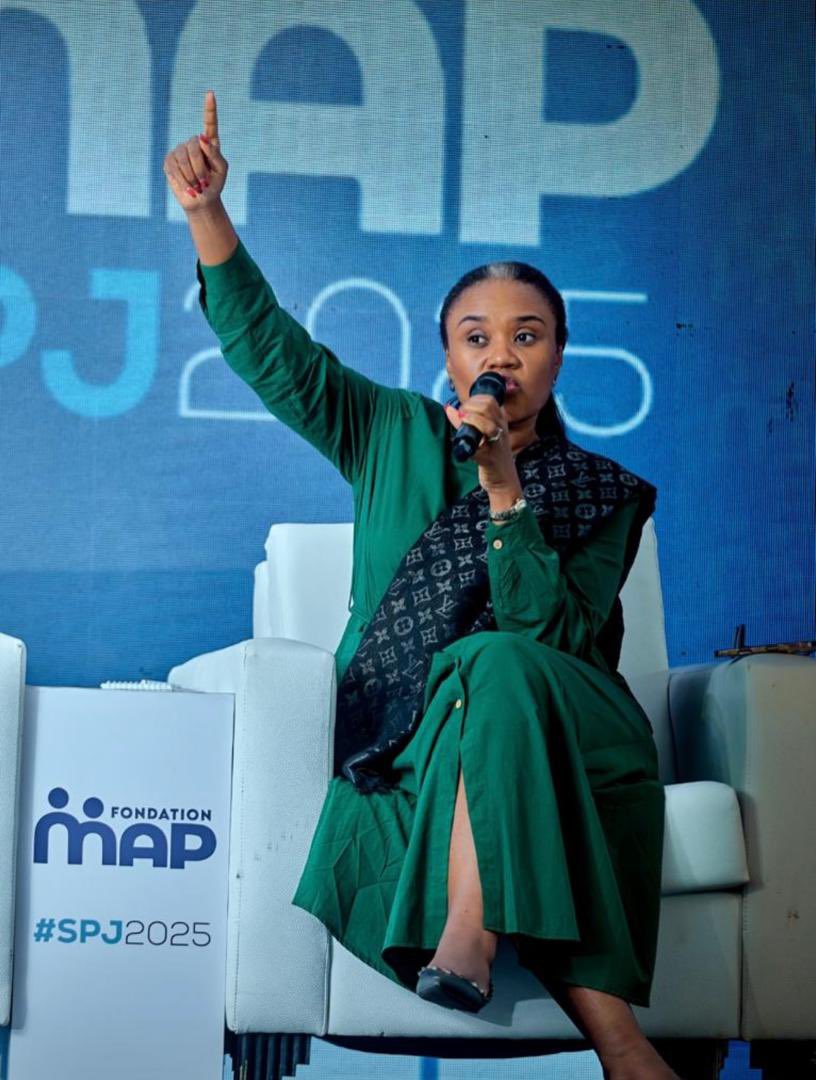 À Kolwezi, j’ai participé, aux côtés du Pdt  <a href="/mbuyiclaude12/">Ambassadeur Claude MBUYI</a> , de la Conseillère <a href="/EbambiKatalayi/">EIK</a> &amp; du Pdt <a href="/CBosembe/">Christian Bosembe</a> au Symposium de la jeunesse du lualaba,une activité génératrice d’opportunités concrètes pour les jeunes.
Bravo au Pdt <a href="/TshibwidMichael/">Michael Tshibwid</a> et à <a href="/FondationMap/">Fondation MAP</a> 
#CNJRDC