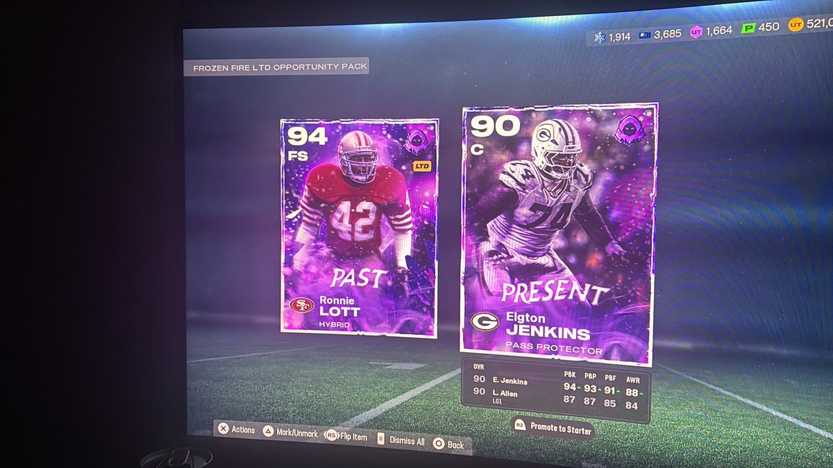 DFuze_Jacob612's tweet photo. Crazy Frozen Fire LTD pack Zirk Luck😌🙏🏽 https://t.co/WzV3zyzLbD