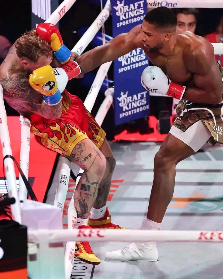 StephenAwoo's tweet image. Jake Paul gives his props to Anthony Joshua 🔥