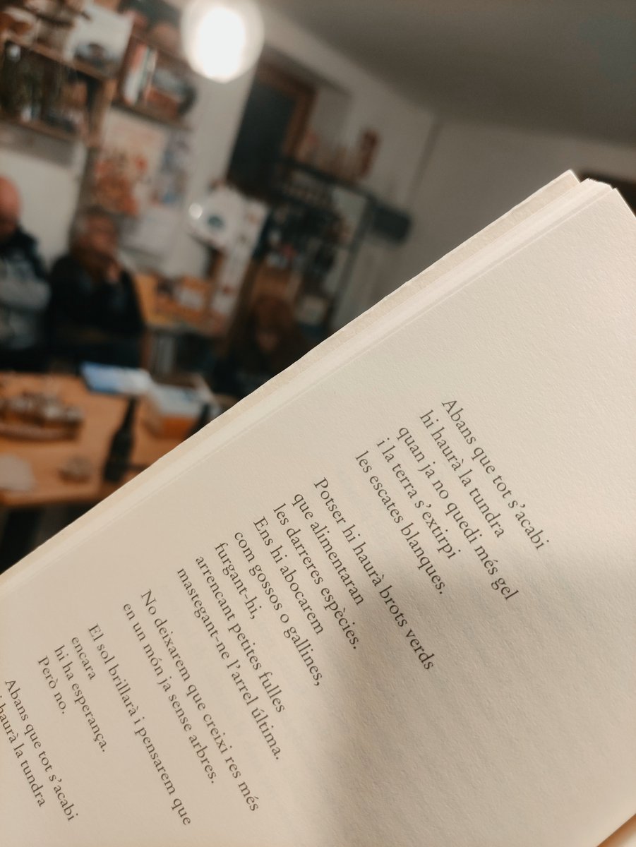 NaturaLlibres tweet media