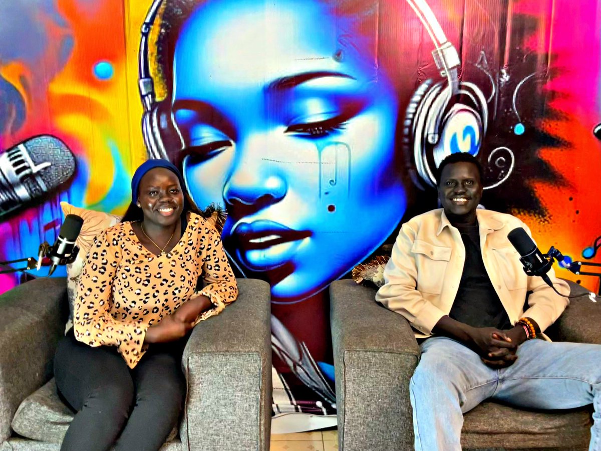 RedTablePodcast's tweet photo. Meet our amazing host Suszanne &amp; our guest host Poe K2.. The entire episode is uploaded in our YT.. link in bio..#SSOX https://t.co/Hm9WdZxdJr