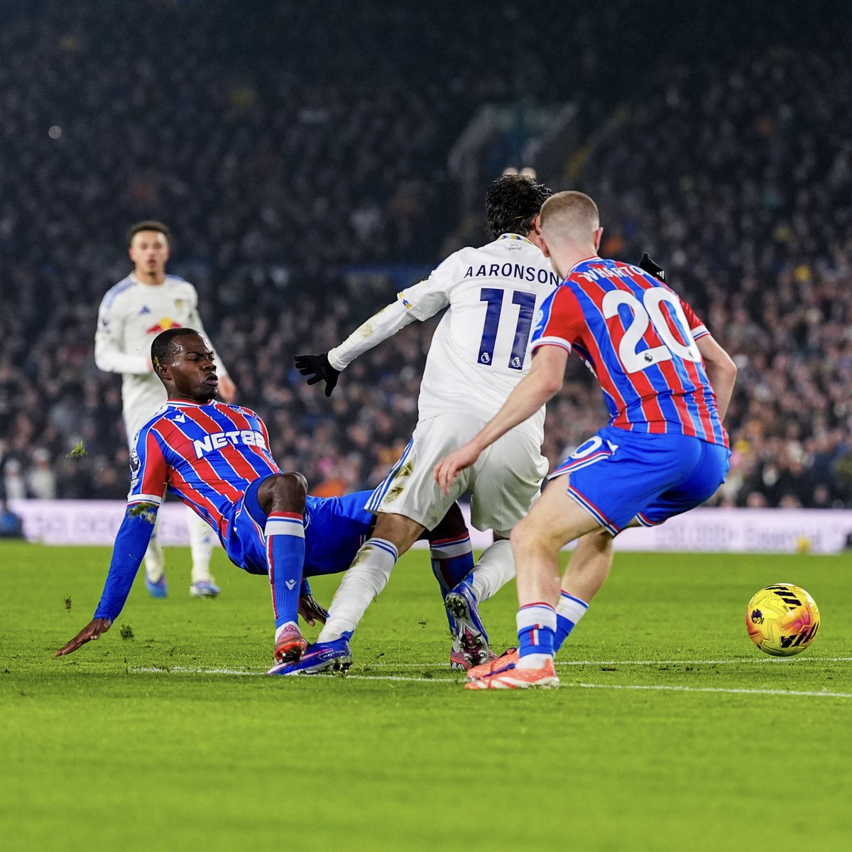 Leeds United tweet media