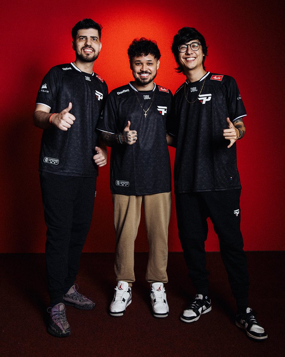 Essa história ainda vai longe #gopaiN

Tudo nosso nada deles <a href="/robolol1/">paiN Robo</a> <a href="/Tinowns/">tfpn tinowns</a>