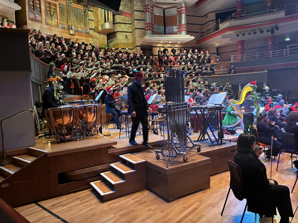 profchrisham's tweet image. Most enjoyable family Xmas concert today @TheCBSO with @StephenMangan