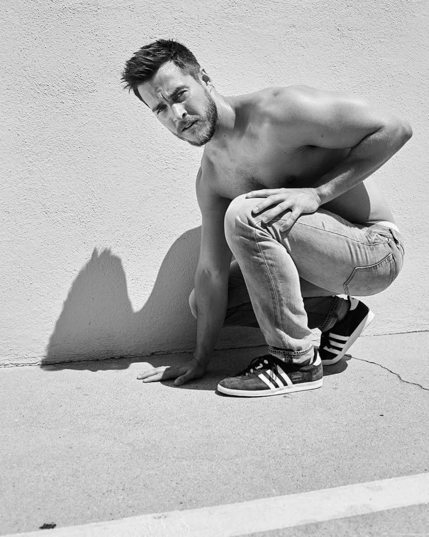 christopherwcod's tweet image. I can't figure out just what to do when the cause and cure is you.