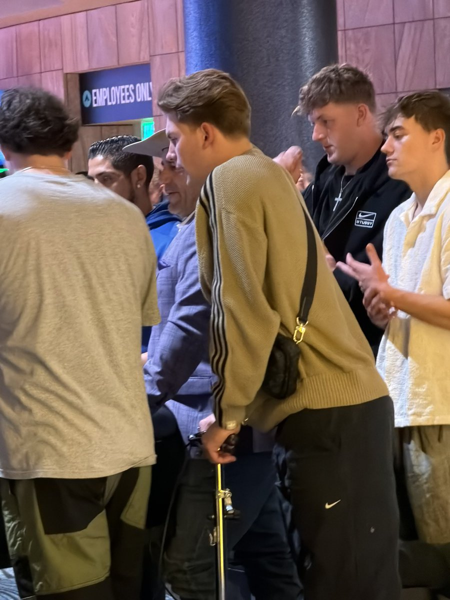 Lenny Laserdisks tweet media