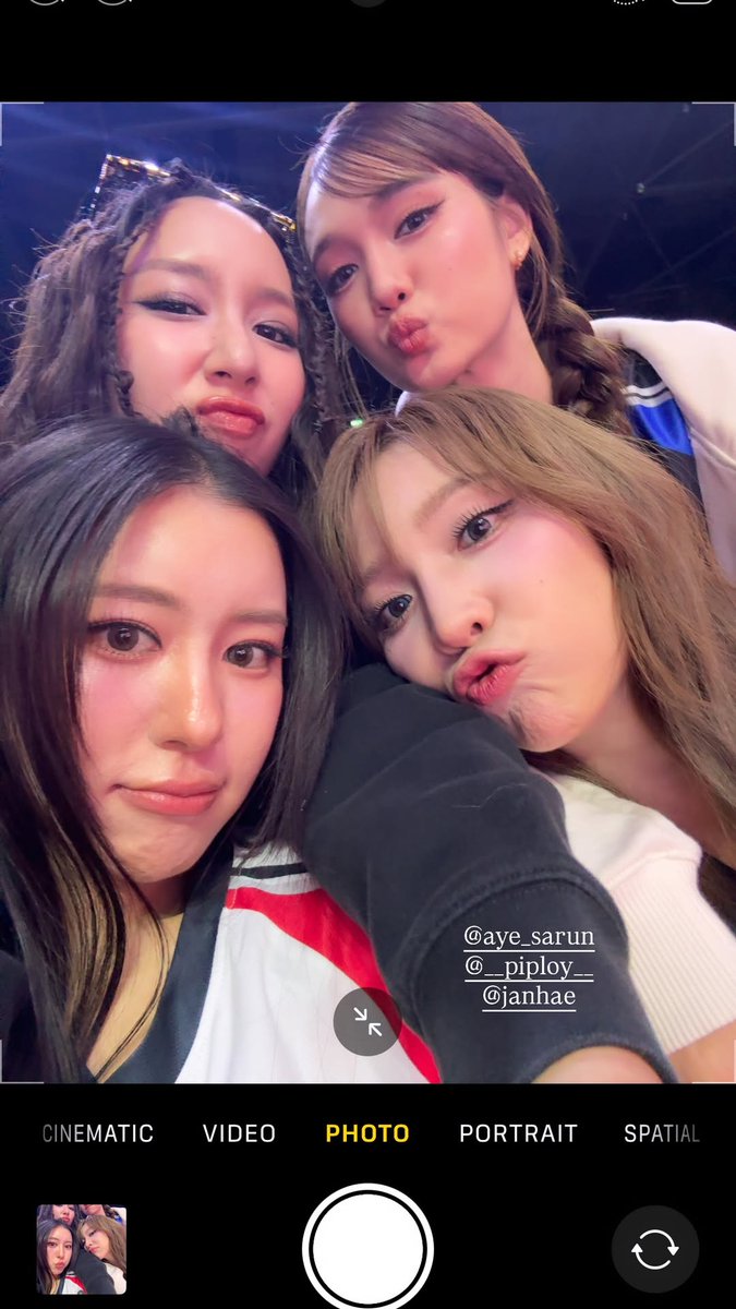 CiizeRutricha's tweet image. [ Ciize Update ]  IG S 20.12.25

IG : Ciizezphr

— 4 สาว คิดถึง 4สาว

*¨*•.¸¸ @Ciize155cm 🩵

CIIZE  STARLYMPICS

#GMMTVStarlympics2025 
#Myfanze #ciizezphr #CiizeRutricha