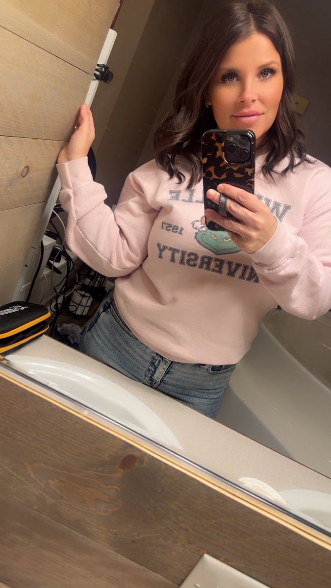 Anne Kenneth tweet media