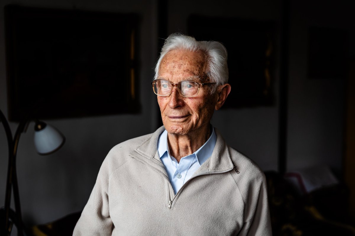 indexhu's tweet image. Obádovics J. Gyula sokat elárult nekünk az évtizedek alatt felhalmozott bölcsességéből.

index.hu/tudomany/2025/…

Fotó: Papajcsik Péter / Index

#interview #Hungary #Mathematician #indexhu