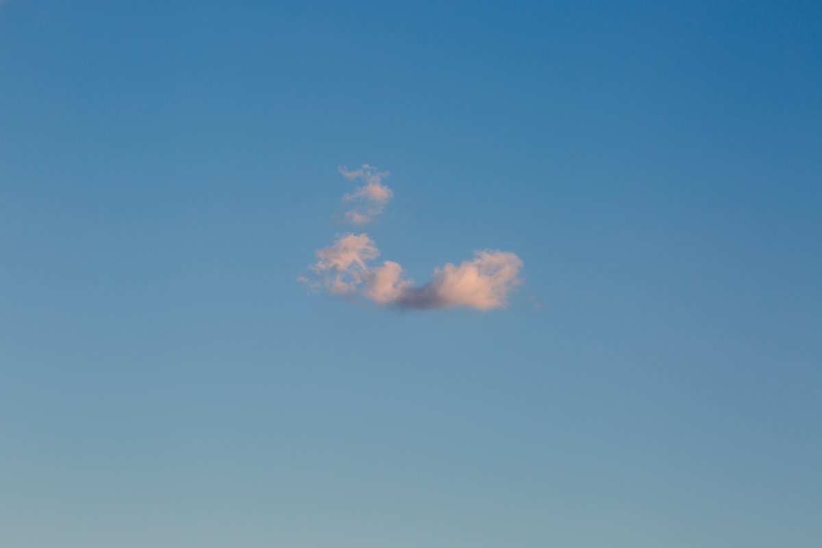 lonecloud_jp's tweet photo. No.215

#lonecloud #nephophile #clouds #wolken #nube #nuage #nuvem #nuvola #облако #云 #雲 #구름 #sky #bluesky #cloudphotography #cloudscape #artgallery #photoart #poetry #雲が好き #写真で伝えたい私の世界

https://t.co/RgV68Y6ewq https://t.co/WWEEhQ5qQI
