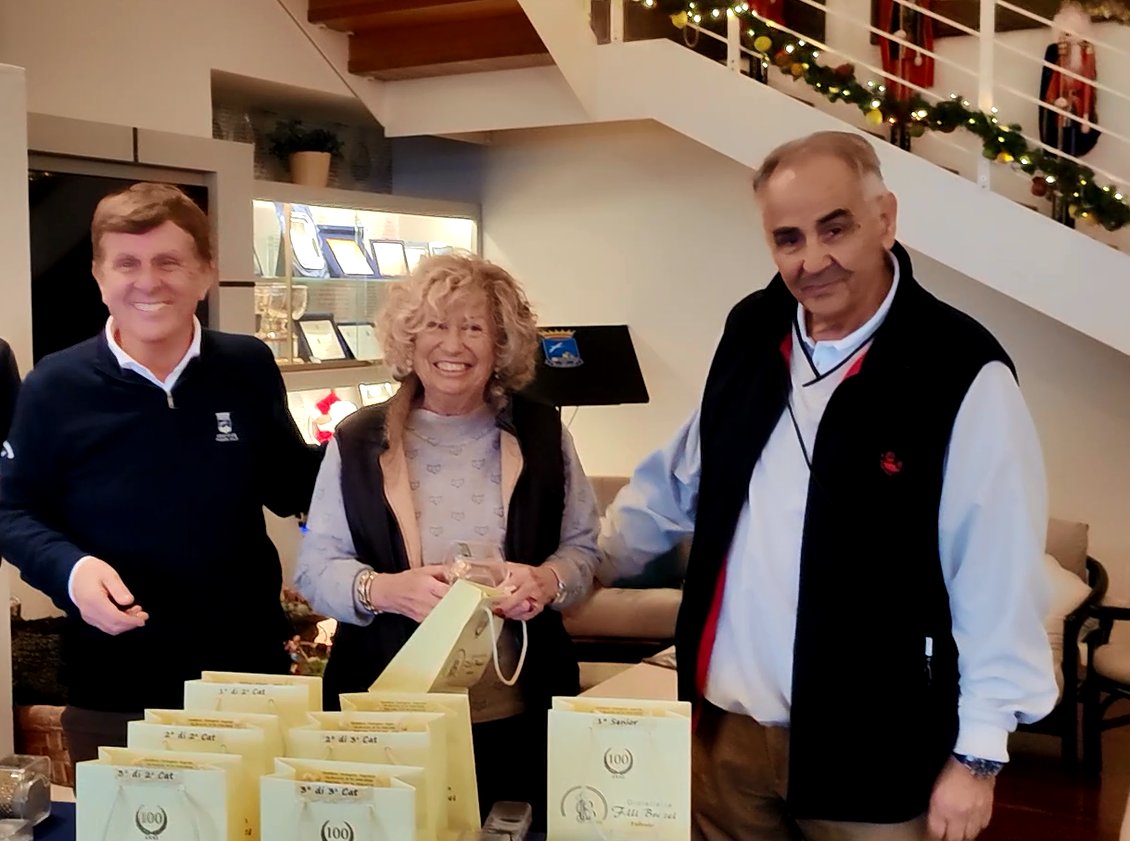 GolfAla's tweet photo. 14° TROFEO GIOIELLERIA F.LLI BRACCI FOLLONICA  - 18 BUCHE – STABLEFORD -  HCP – TRE  CATEGORIE  GARA DISPUTATA SABATO 20 DICEMBRE 2025
PREMI GENTILMENTE OFFERTI DALLA GIOIELLERIA F.LLI BRACCI 
PREMIANO: IL DOTTOR FERNANDO DAMIANI, PRESIDENTE DEL GCPA E L’ARCH. VINCENZO DONATO https://t.co/bgXInJVCAE
