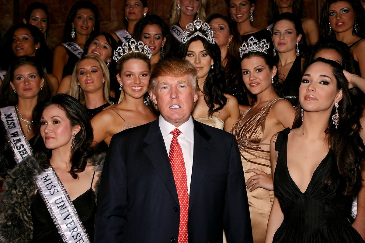 ZibaLady1's tweet image. Trump owned the Miss Universe Organization. He was surrounded by beautiful women all the time. This is not news. It was well publicized.
