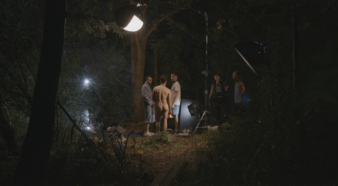 Gay actors Jesse Charif and Aris Maverick in Dutch short movie Bliss Point (2017) #dutchmalecelebs dutchmalecelebs.blogspot.com/2019/02/jesse-…