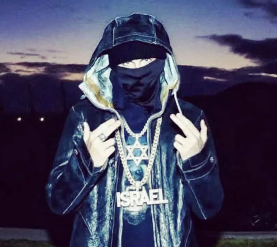 iFunny's tweet image. 